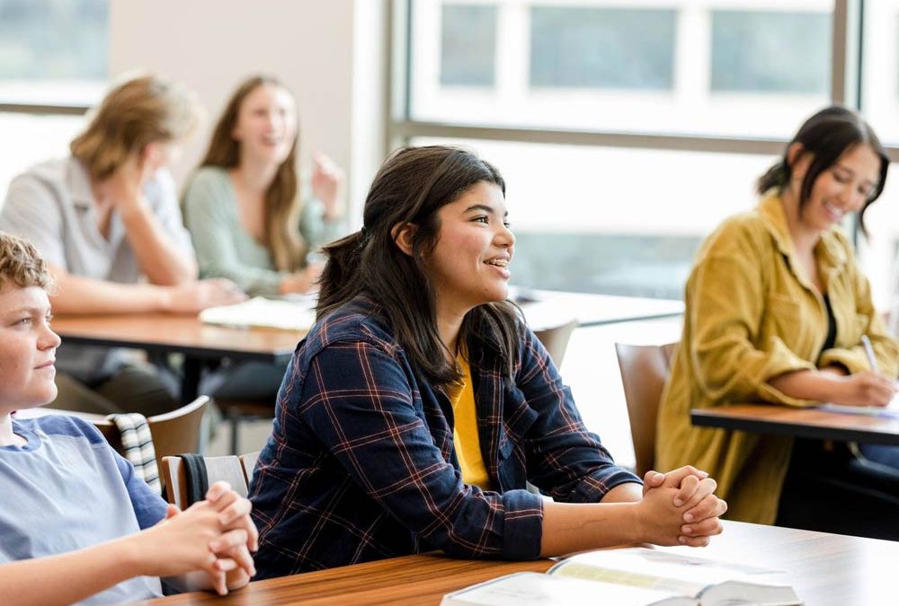 Navigating the Maze of Social Cliques: Inclusivity in Middle and High School