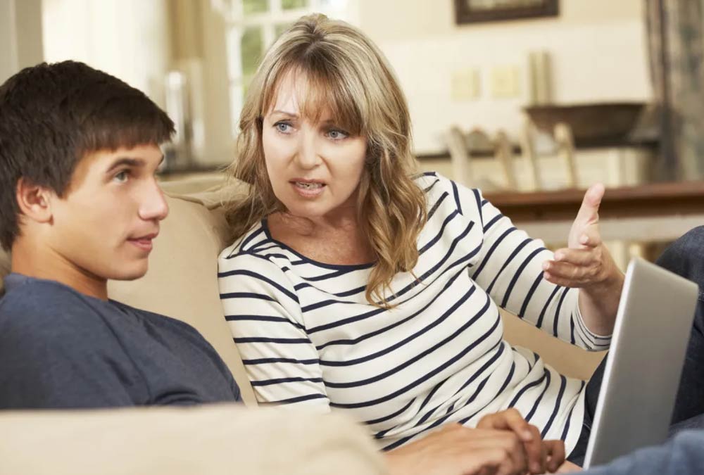 Does your family have “digital” conflict?